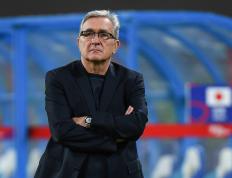 PG电子官网-球队主帅失声疑点，引爆热议话题