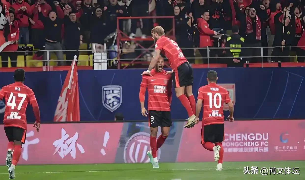 PG在线网站-惊心动魄，球场风云再起中超联赛上演的简单介绍