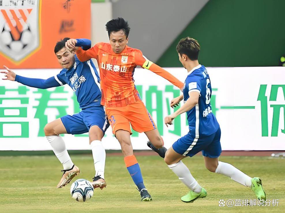 PG在线网站-惊心动魄，球场风云再起中超联赛上演的简单介绍