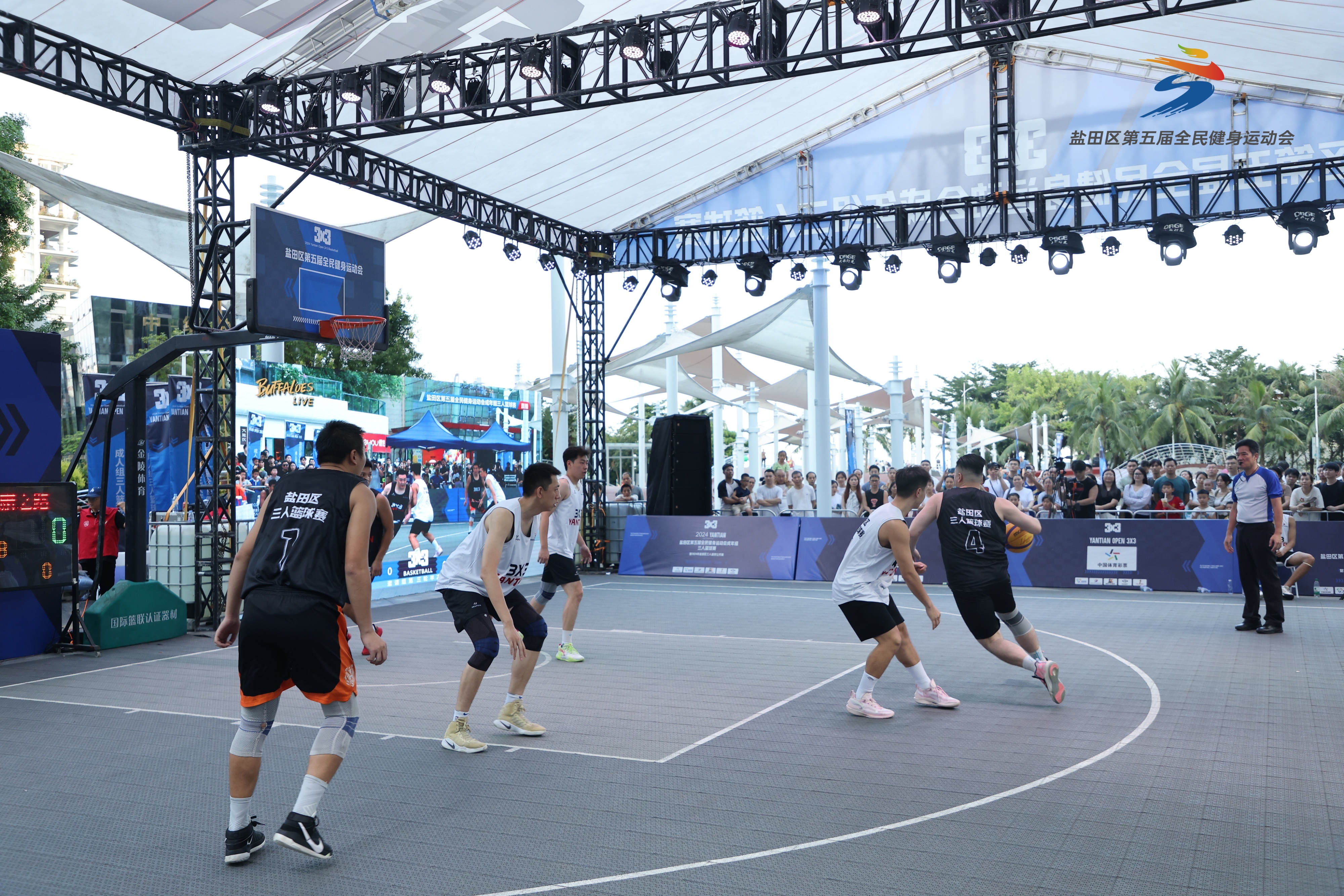 PG中国官网-国际篮球比赛开幕，全民热情高涨